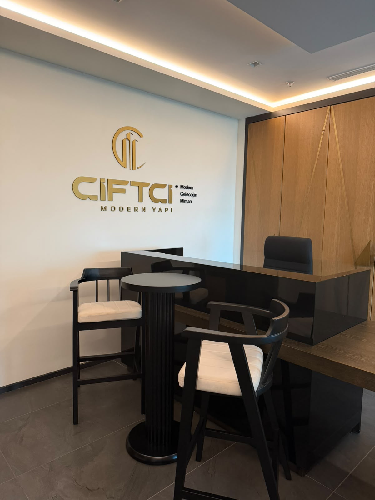 Çiftçi Modern Yapı Lobi